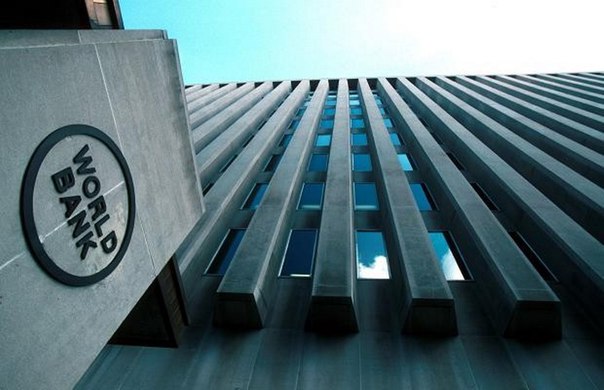 Всемирный банк ухудшил прогноз по спаду российской экономики